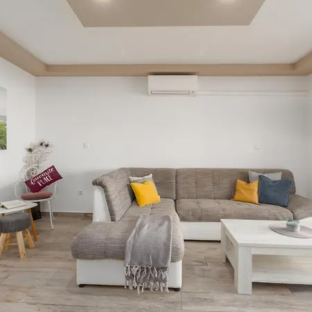 Lena Apartment